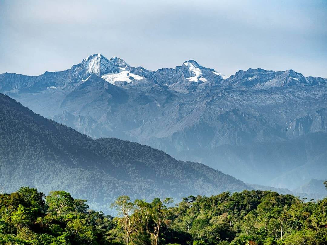Picos nevados de la Sierra Nevada de Santa Marta