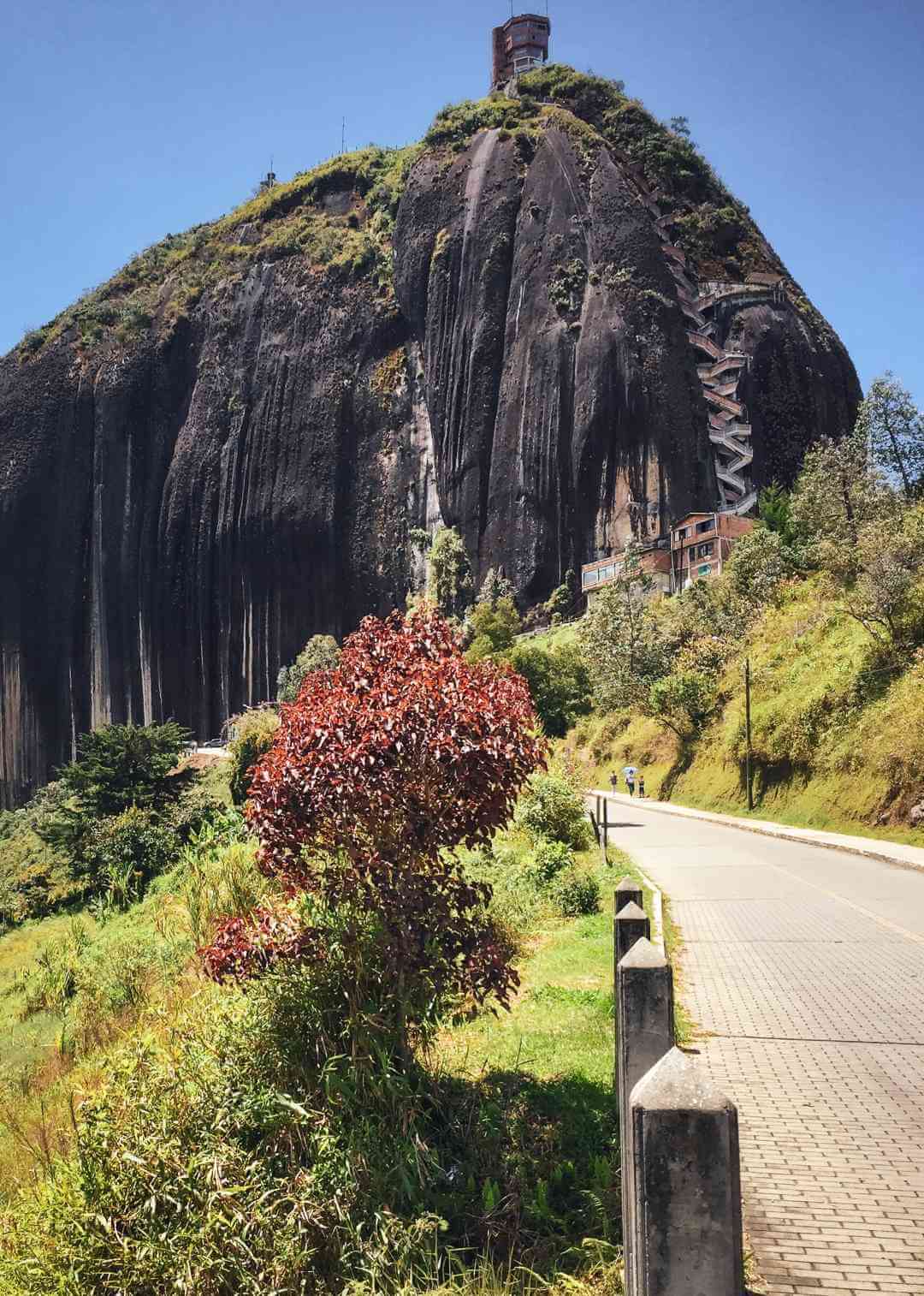Pueblo de Antioquia donde se encuentra la Piedra del Peñol