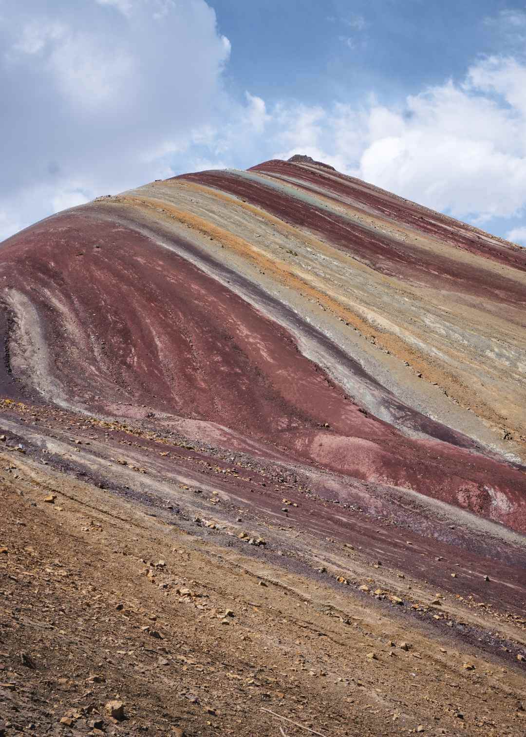 Fotografía de la Montaña de los 7 Colores en el mes de octubre