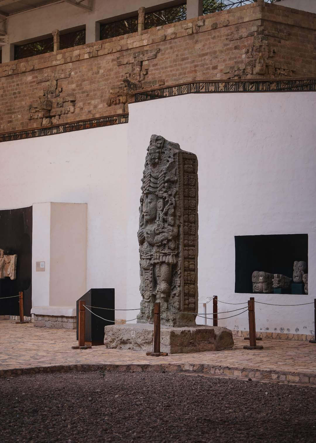 Interior del Museo de las Esculturas Copán Ruinas