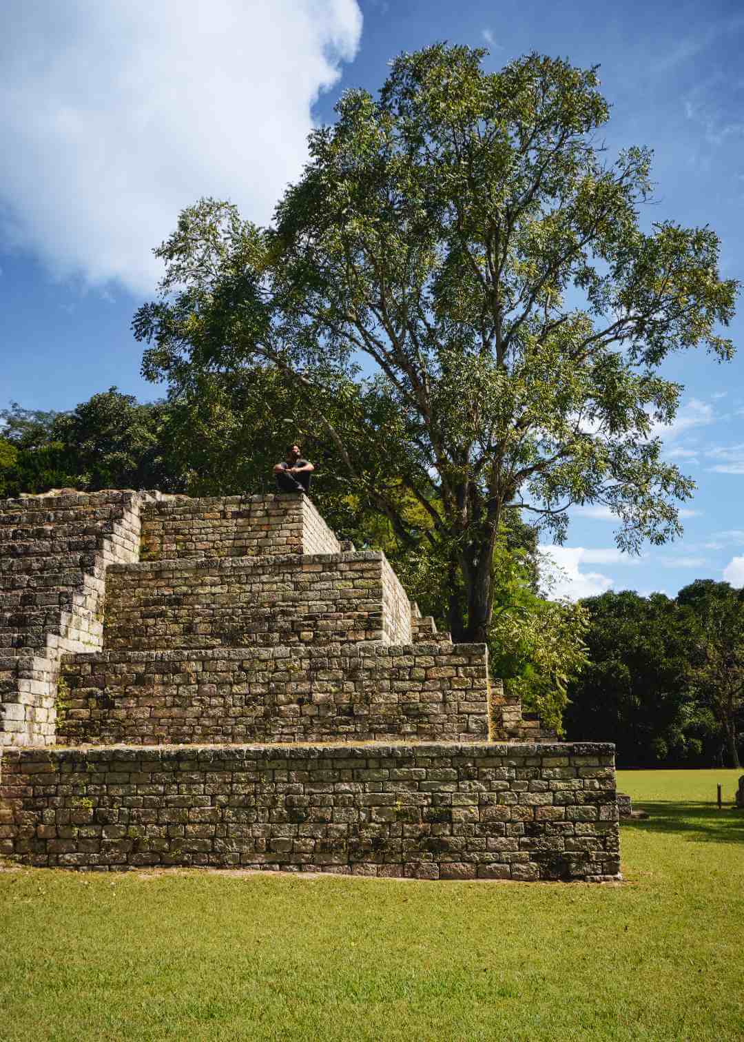Pirámide escalonada del Parque Arqueológico Ruinas de Copán