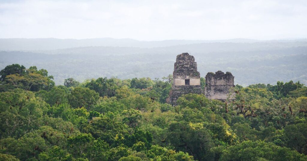 Información para visitar el Parque Nacional Tikal en Guatemala