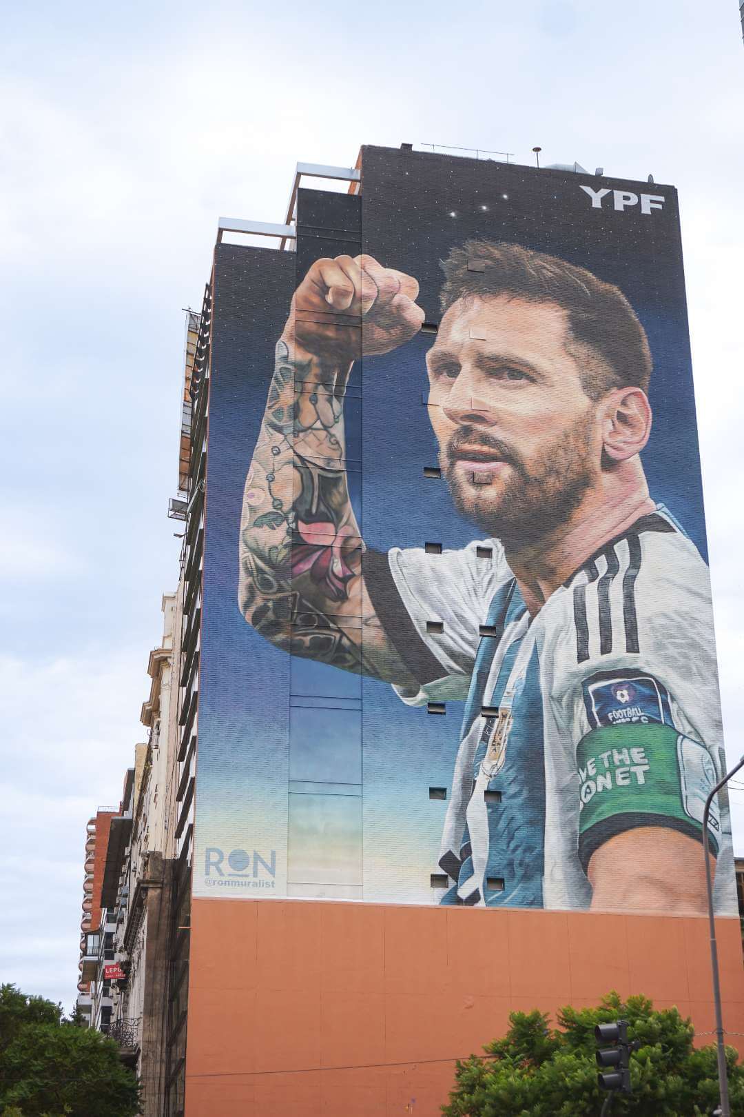 Mural de Messi en la Avenida 9 de Julio