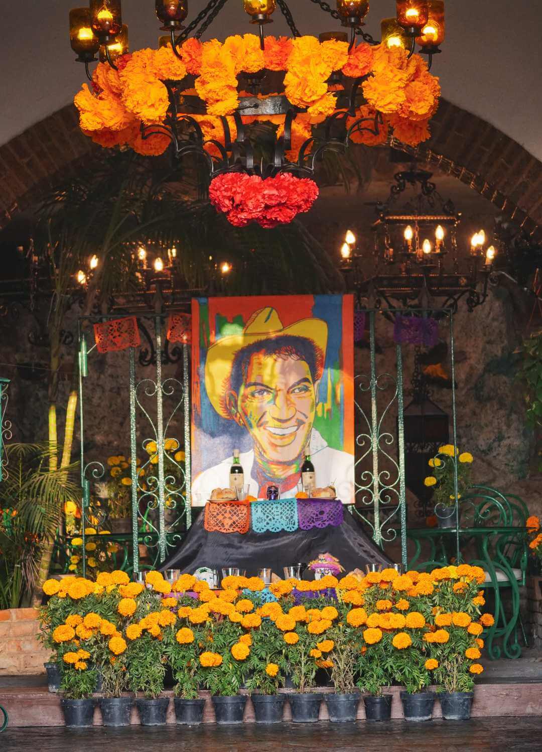 Altar de muertos dedicado a Cantinflas