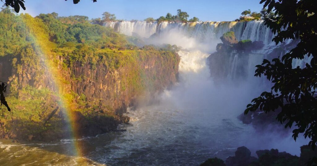 Guía para viajar a las Cataratas de Iguazú en Argentina y Brasil