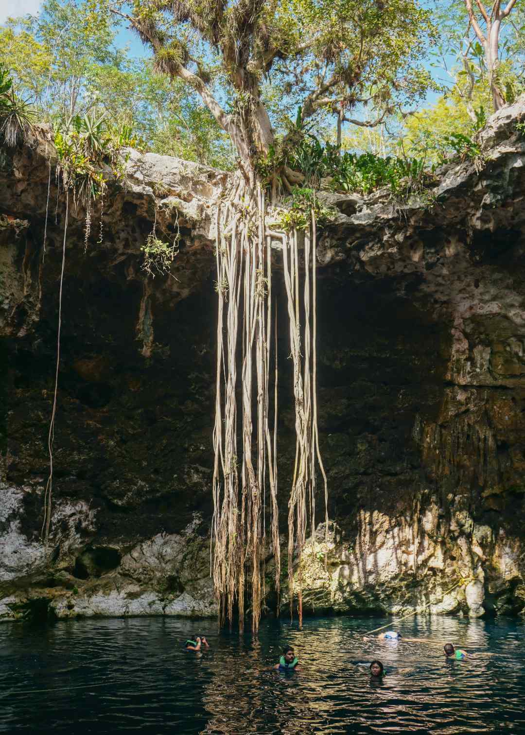 Cenotes Santa Barbara