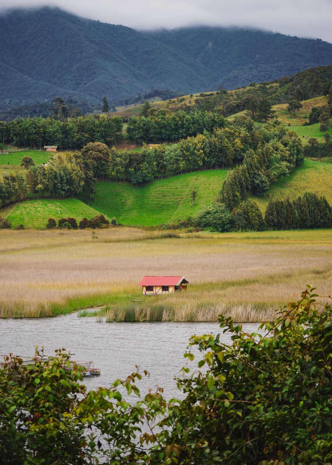 Lago cerca a Pasto