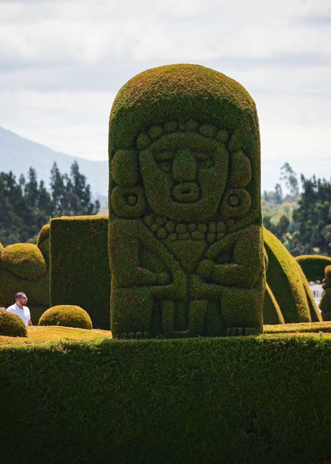 Tour al Santuario de Las Lajas y Cementerio de Tulcan