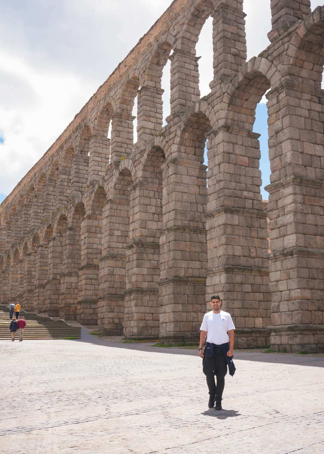 Mauricio en el Tour a Segovia y Toledo desde Madrid