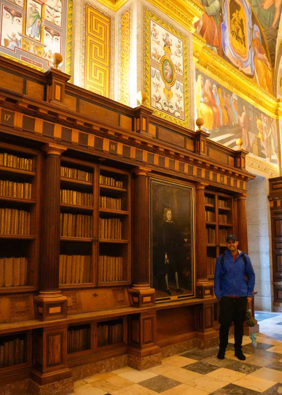 Mauricio en la Biblioteca del Escorial