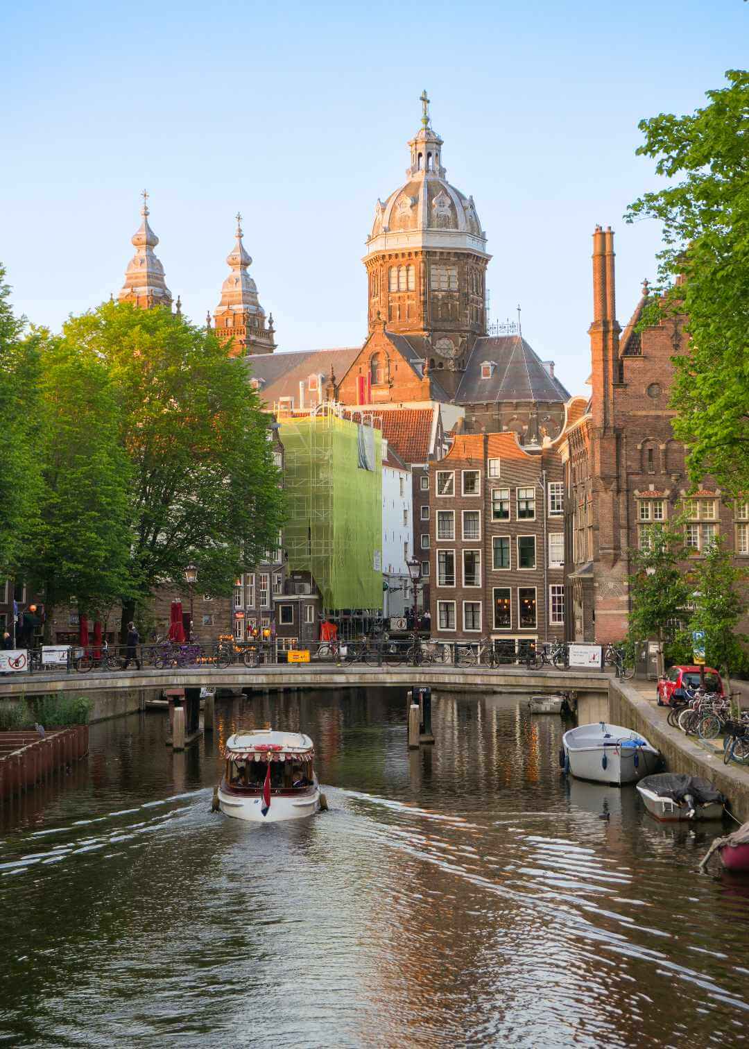 Paseo en barco canales Ámsterdam