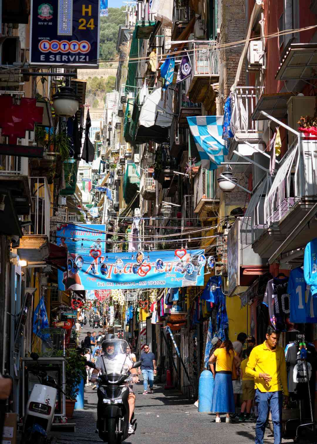 Qué ver en Nápoles en los Barrios Españoles