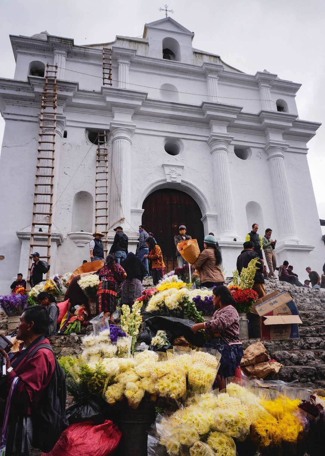 Iglesia de Santo Tomás en Chichicastenango
