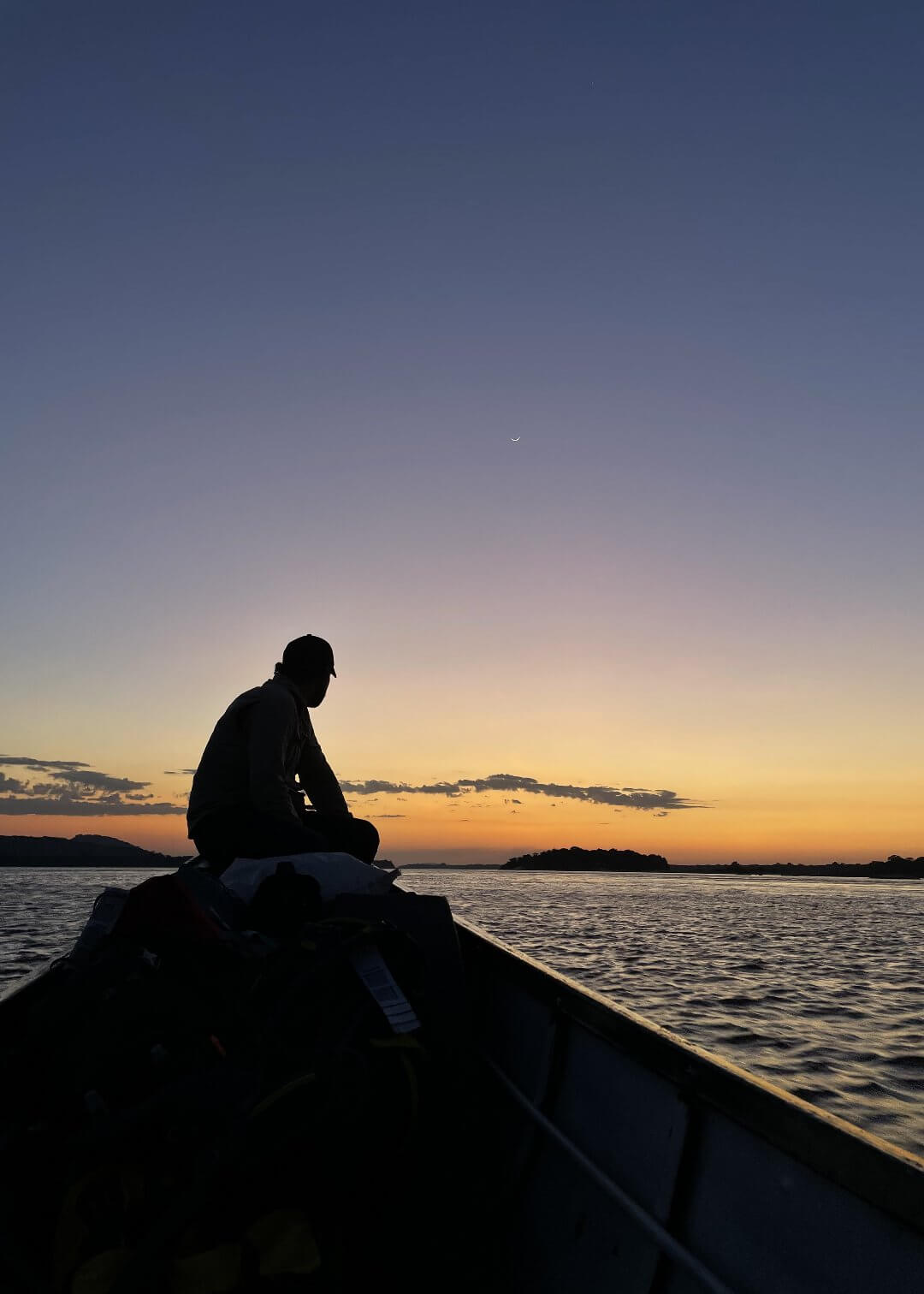 Navegando por el río Inírida